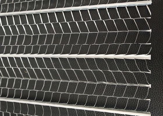 610 मिमी चौड़ाई रिब लैथ मेष डायमंड होल जस्ती धातु 2 मीटर लंबाई: